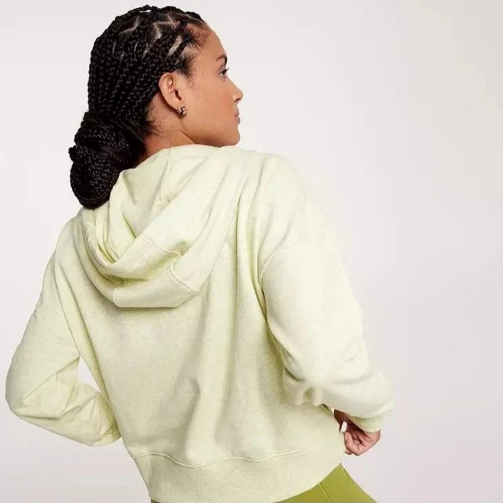 CALIA by Carrie Underwood Split Neck Hoodie Light Green Heather XS NWT - Picture 12 of 12